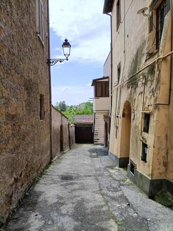 Nepi - Intero Alloggio Nel Centro Storico Exterior foto